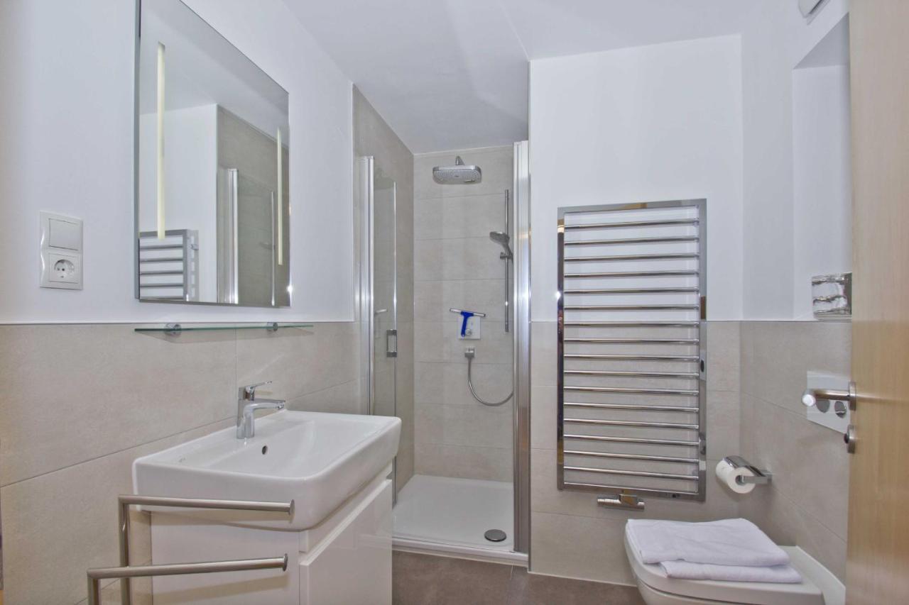 Mit Meerblick Und Balkon, Gratis Nutzung Vom Ahoi Erlebnisbad Und Sauna In Sellin - Meeresblick Fewo 17 Гёрен Экстерьер фото