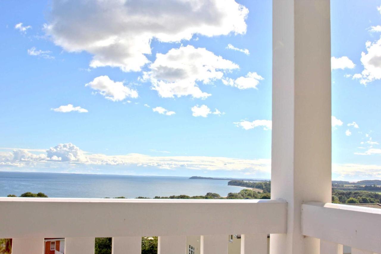 Mit Meerblick Und Balkon, Gratis Nutzung Vom Ahoi Erlebnisbad Und Sauna In Sellin - Meeresblick Fewo 17 Гёрен Экстерьер фото